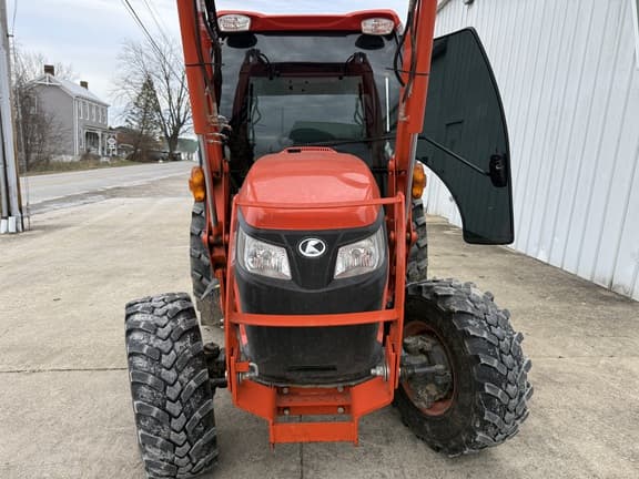 Image of Kubota MX6000 equipment image 4