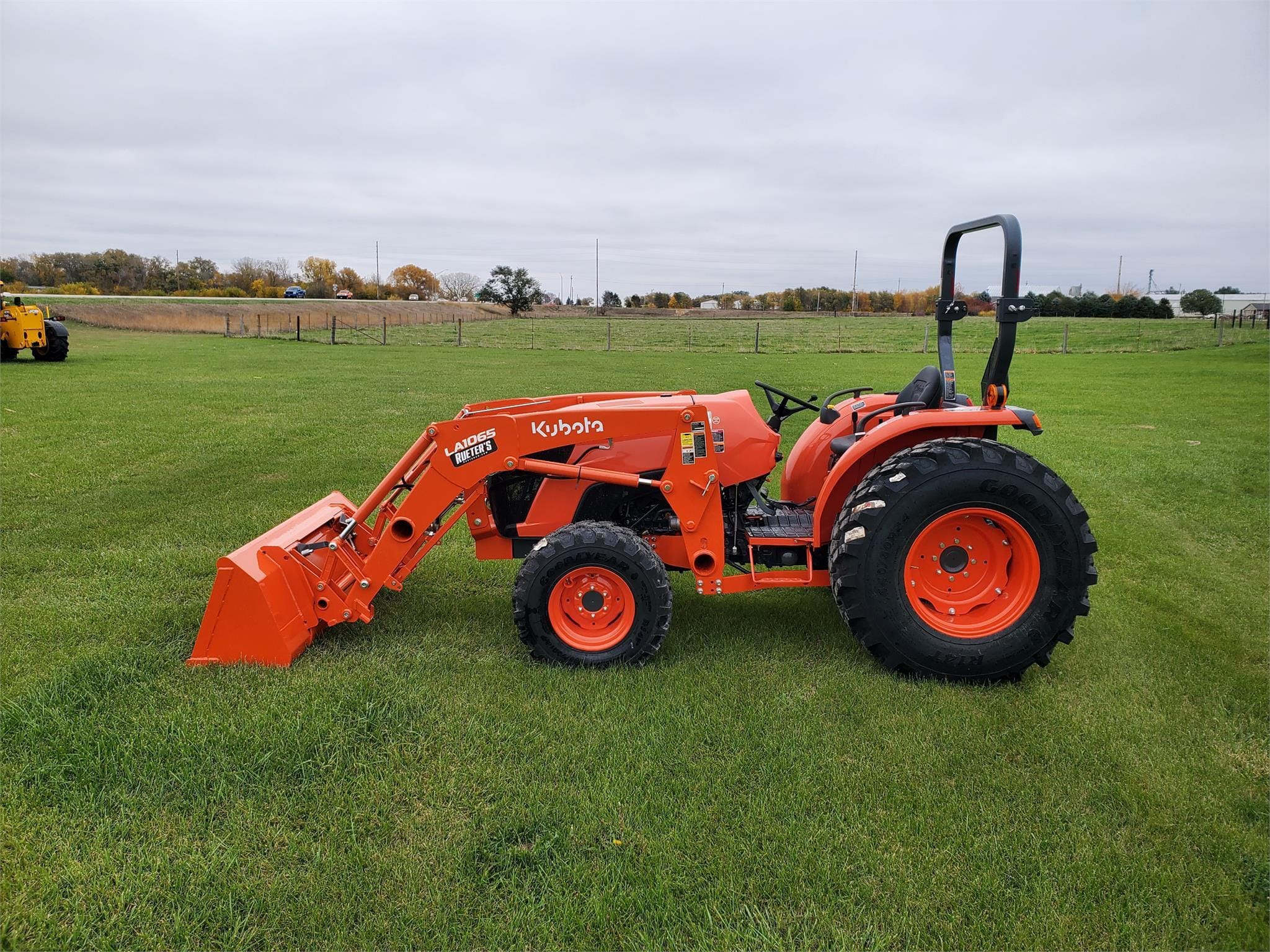 Main image Kubota MX6000