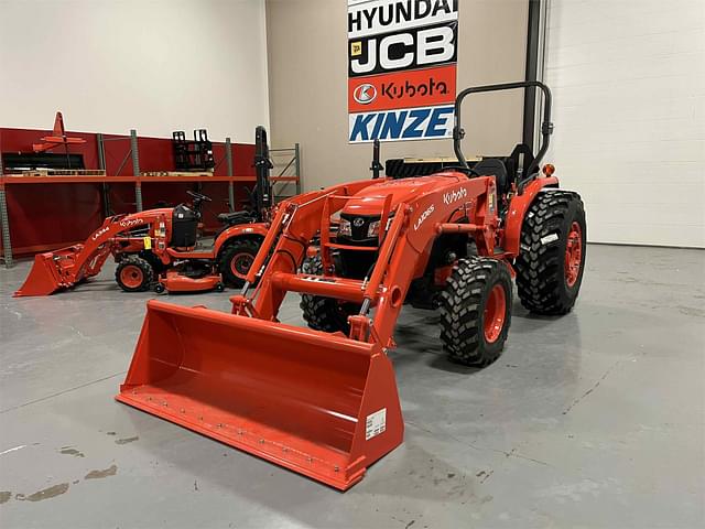 Image of Kubota MX6000 equipment image 2