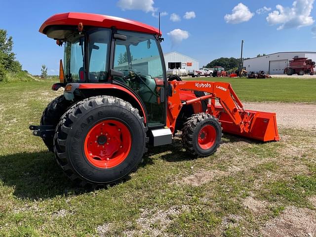 Image of Kubota MX6000 equipment image 1