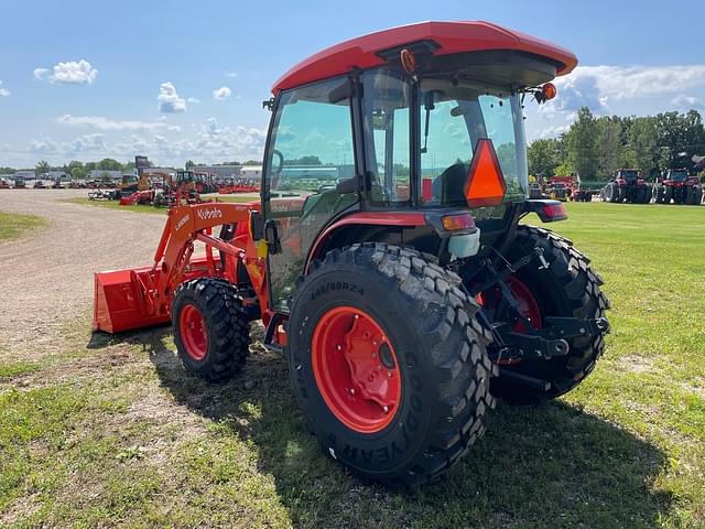 Image of Kubota MX6000 equipment image 3