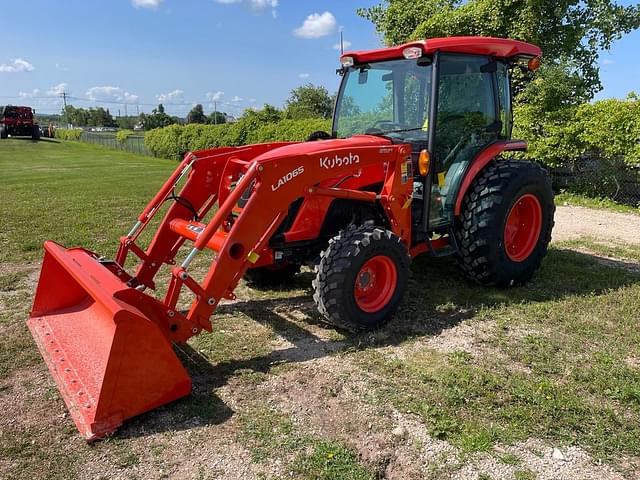 Image of Kubota MX6000 equipment image 4