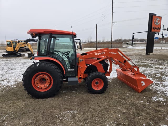 Image of Kubota MX6000HSTC equipment image 4