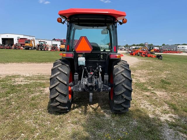 Image of Kubota MX6000 equipment image 4