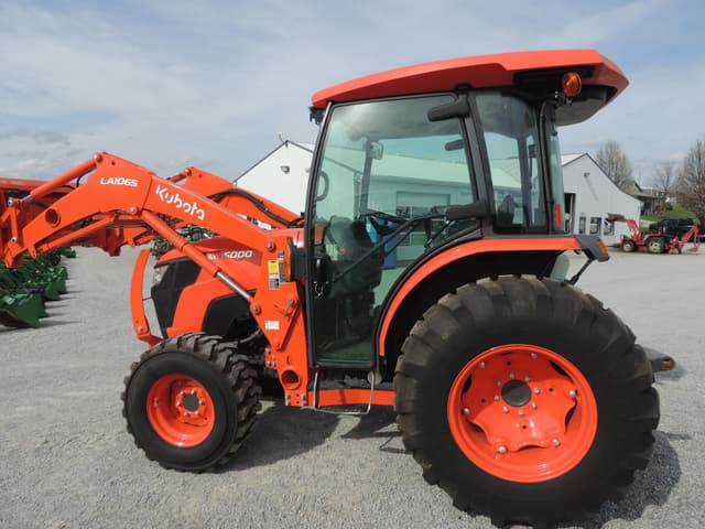 Image of Kubota MX6000HSTC equipment image 1