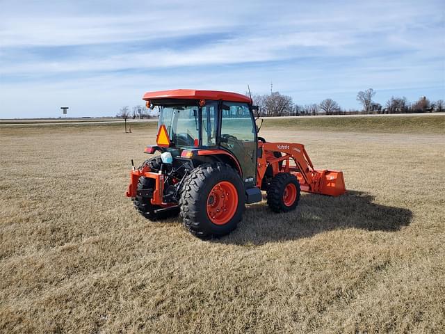 Image of Kubota MX6000 equipment image 1