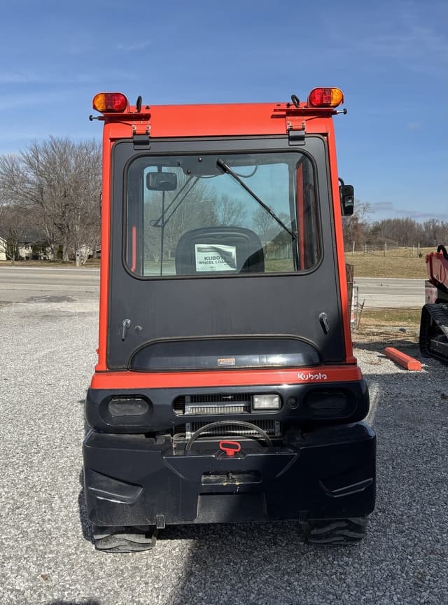 Image of Kubota R430 equipment image 3
