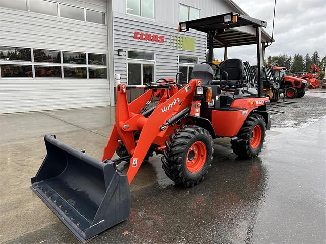 Image of Kubota R430 equipment image 1