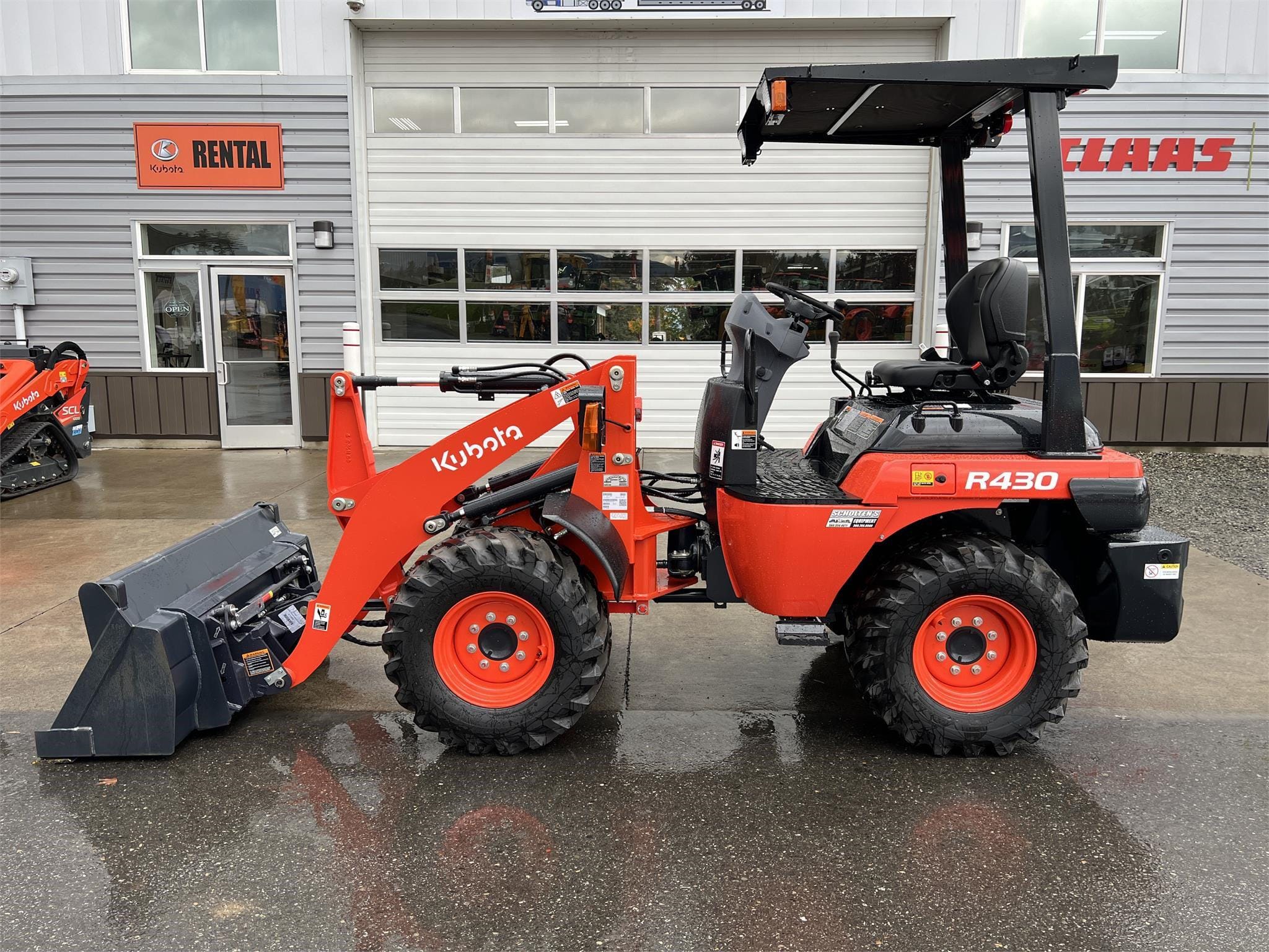 Main image Kubota R430