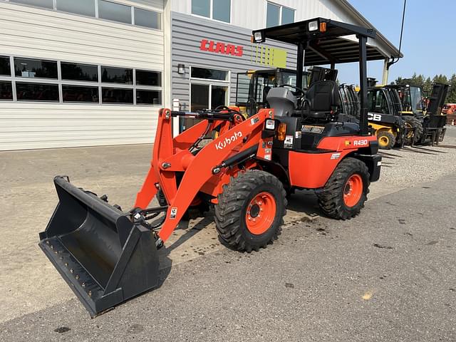 Image of Kubota R430 equipment image 1