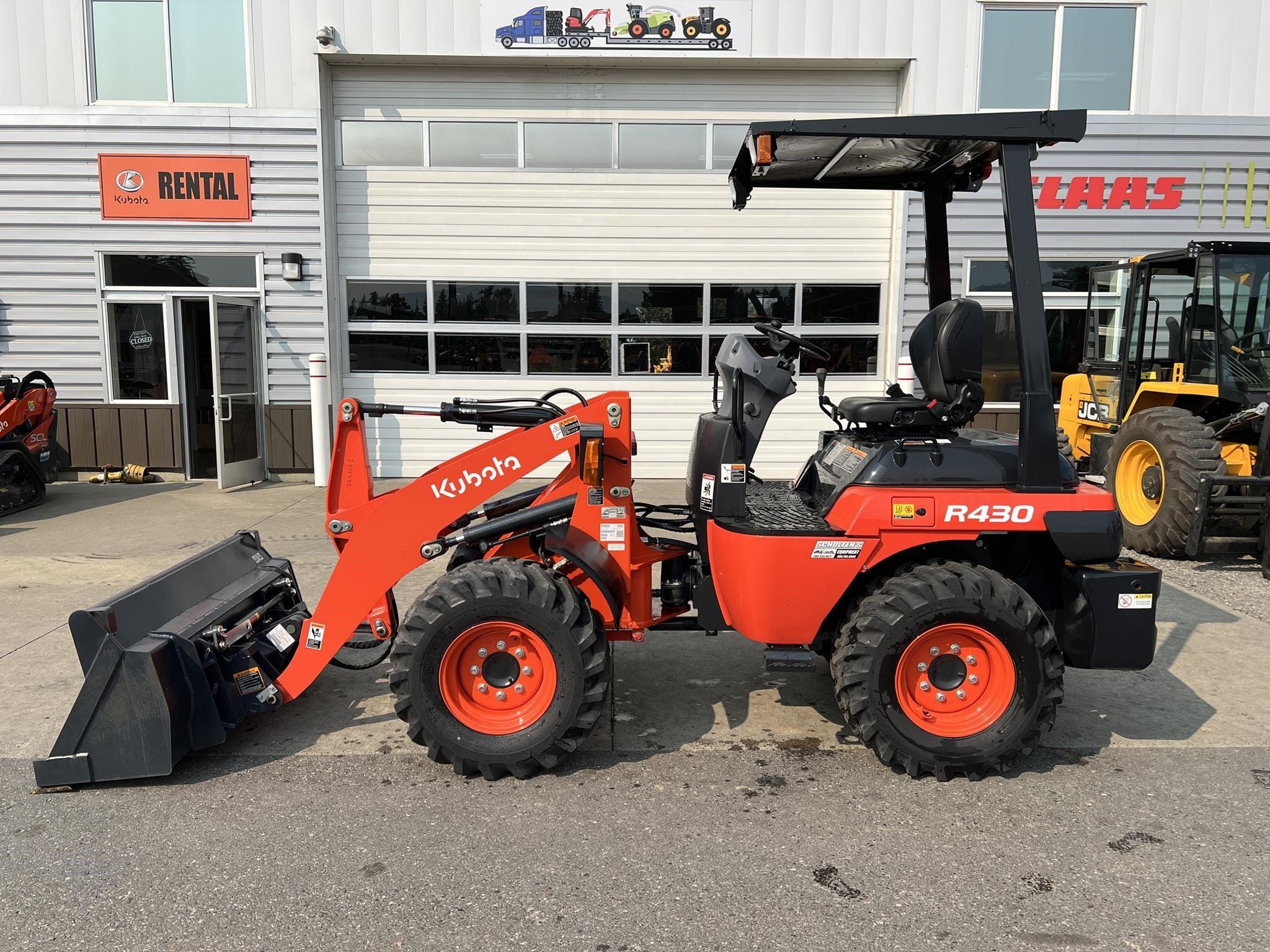 2023 Kubota R430 Equipment Image0