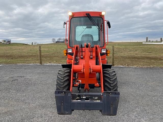 Image of Kubota R430 equipment image 2