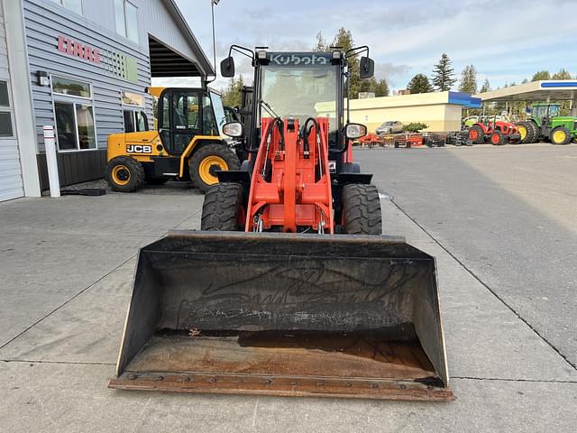 Image of Kubota R540 equipment image 2