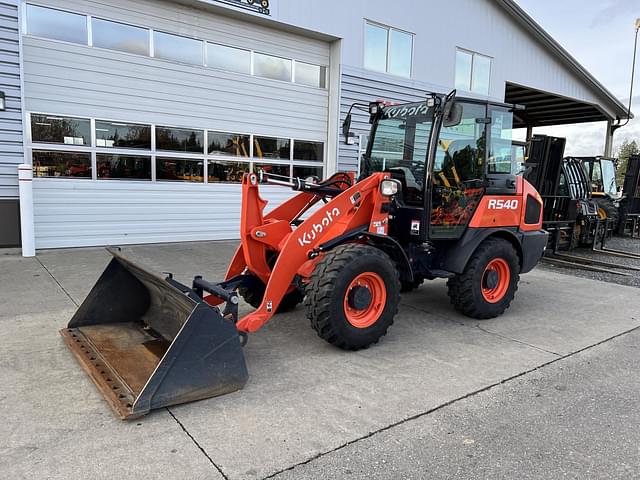 Image of Kubota R540 equipment image 1