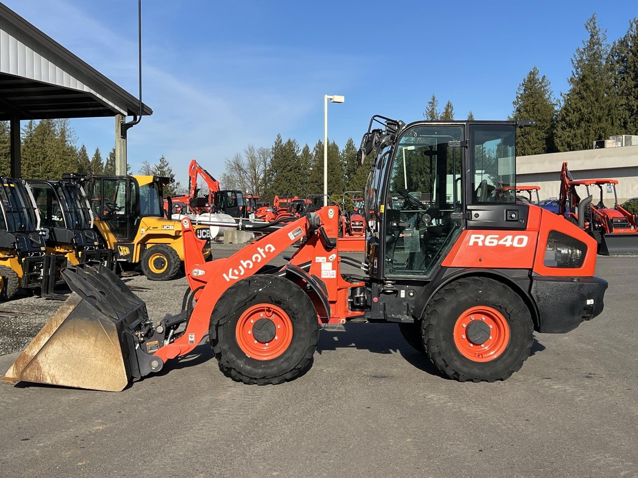 2023 Kubota R640 Equipment Image0