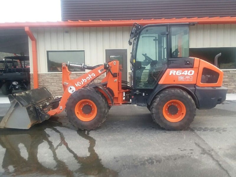 2023 Kubota R640 Equipment Image0