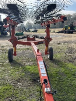 Image of Kubota RA210CR equipment image 3