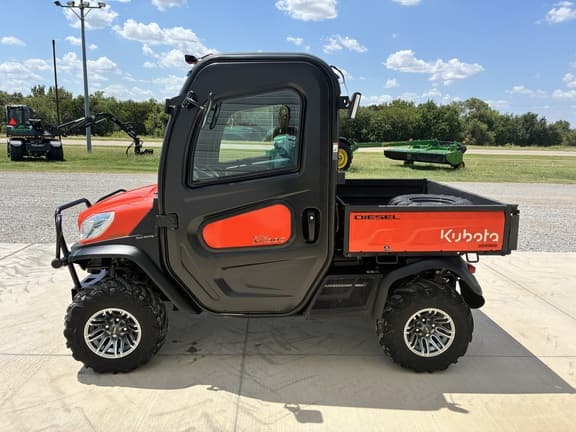 Image of Kubota RTV-X1100 equipment image 2