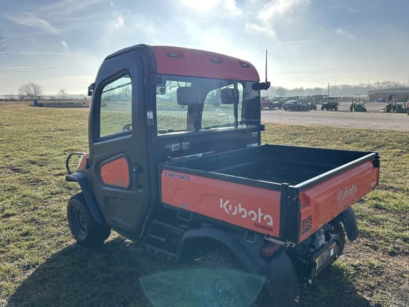Image of Kubota RTV-X1100C equipment image 2