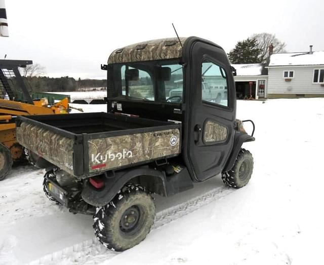 Image of Kubota RTV-X1100C equipment image 2