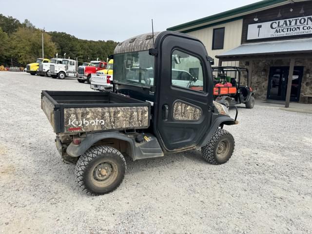 Image of Kubota RTV-X1100C equipment image 2