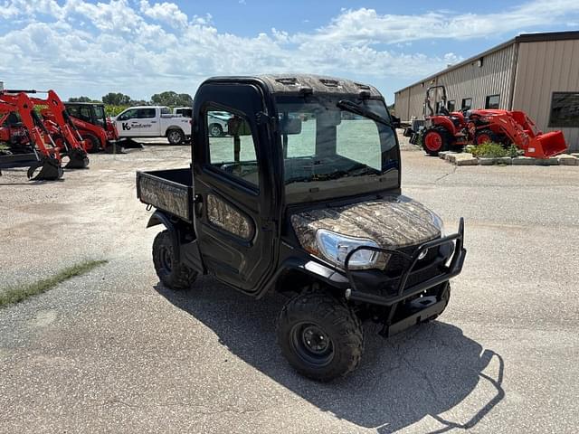 Image of Kubota RTV-X1100CRL-A equipment image 3