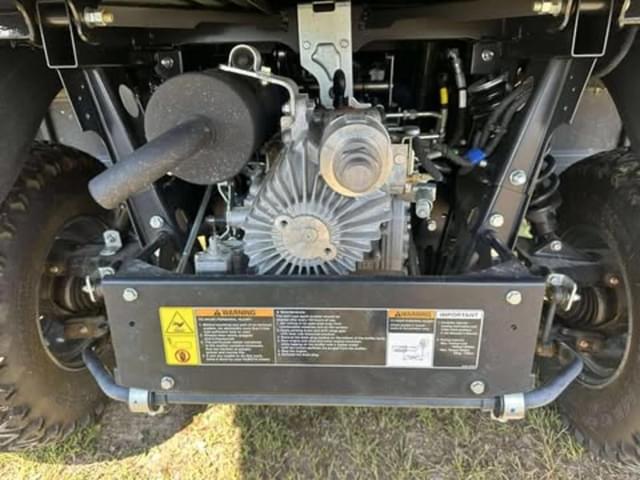 Image of Kubota RTV-X1130 equipment image 4