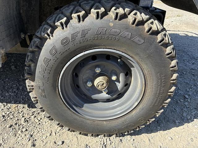 Image of Kubota RTV-X1140 equipment image 4