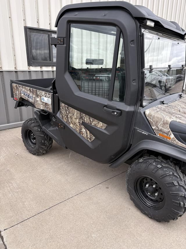 Image of Kubota RTV-XG850 equipment image 2