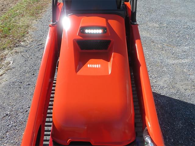 Image of Kubota SCL1000 equipment image 4