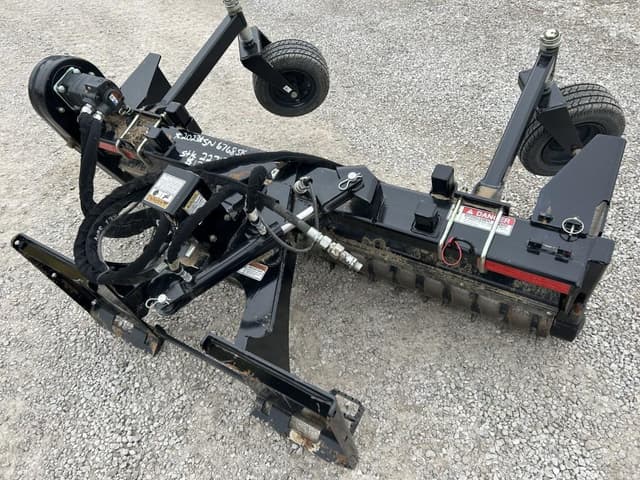 Image of Kubota SR2772 equipment image 4