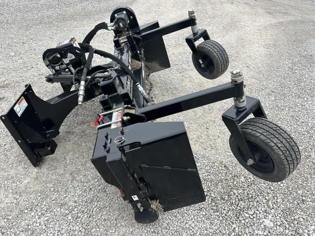 Image of Kubota SR2772 equipment image 3