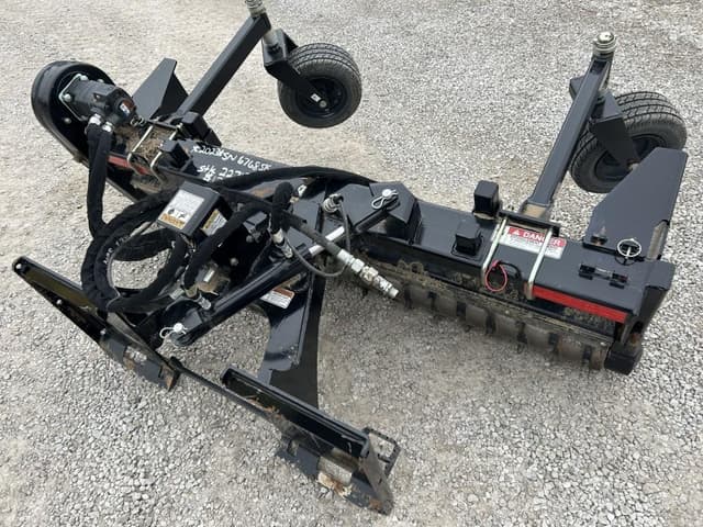 Image of Kubota SR2772 equipment image 4