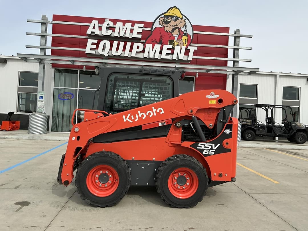 Image of Kubota SSV65 Primary image