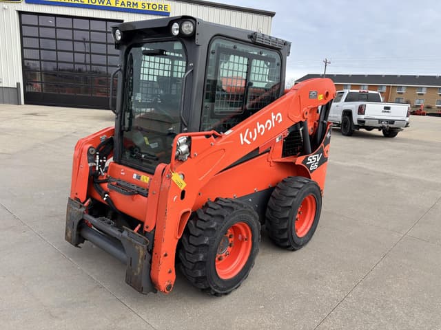 Image of Kubota SSV65 equipment image 1
