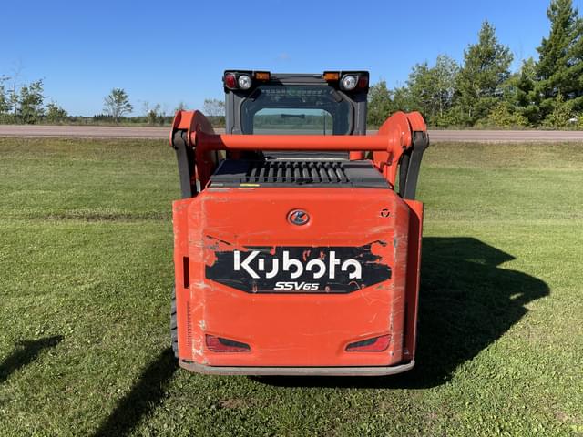 Image of Kubota SSV65 equipment image 3