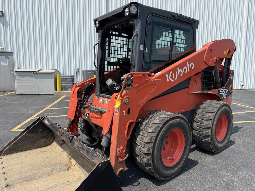 Image of Kubota SSV75 Primary image