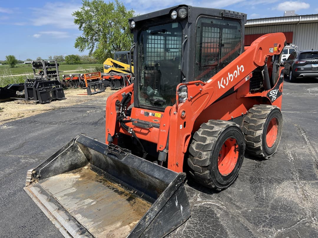Image of Kubota SSV75 Primary image