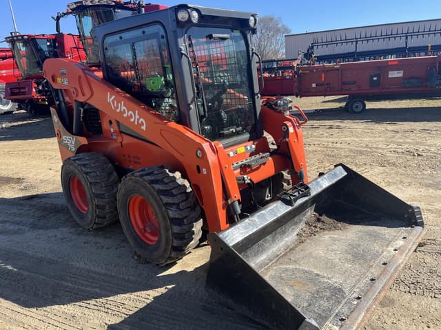 Image of Kubota SSV75PHFRC equipment image 2