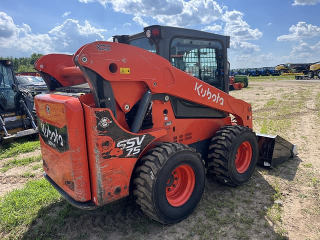 Image of Kubota SSV75 equipment image 3