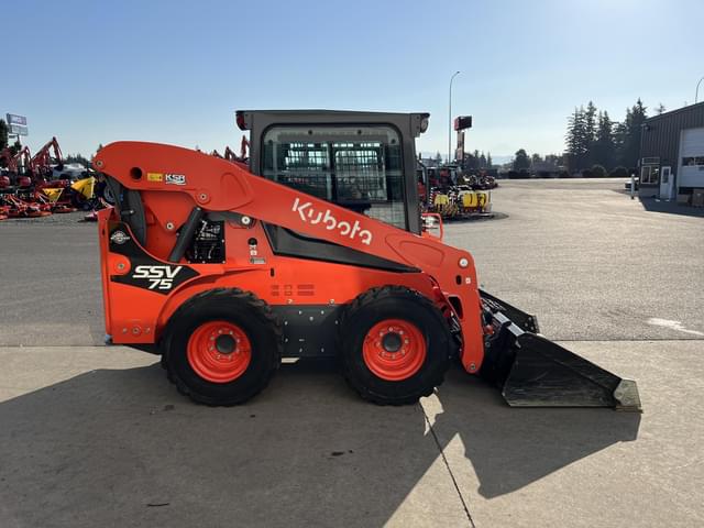 Image of Kubota SSV75 equipment image 4