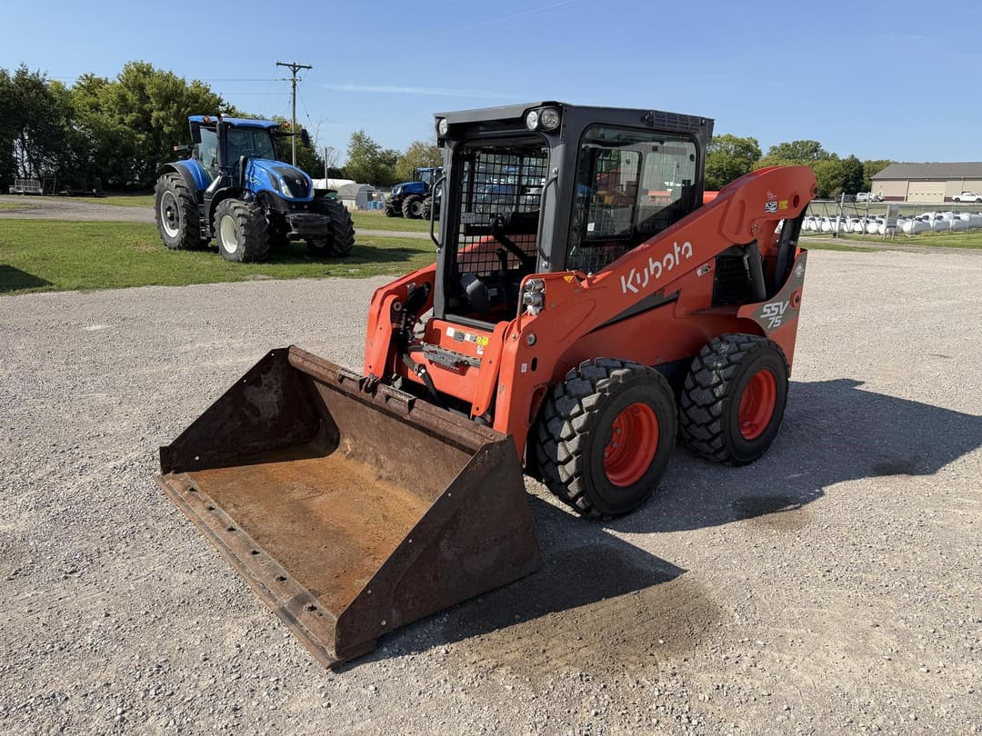 Image of Kubota SSV75 Primary image