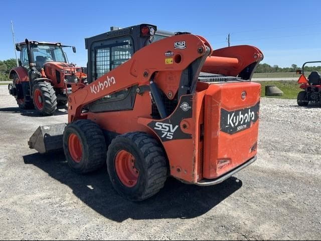 Image of Kubota SSV75 equipment image 3