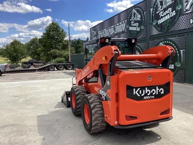 Image of Kubota SSV75 equipment image 1