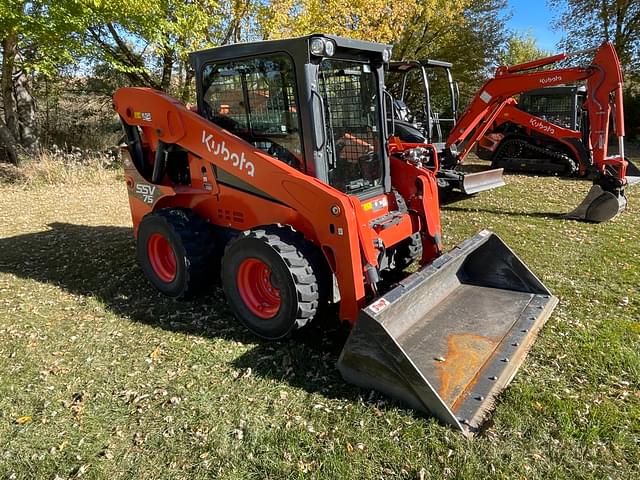 Image of Kubota SSV75 equipment image 2