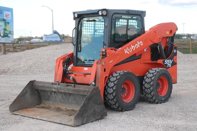 Image of Kubota SSV75 equipment image 1