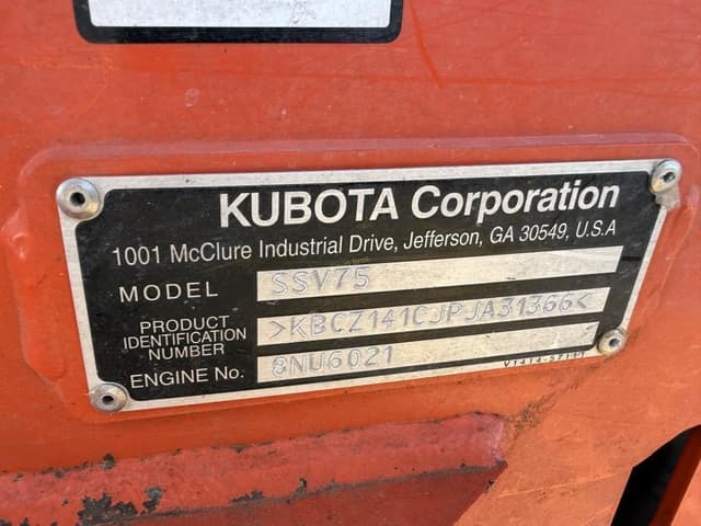 Image of Kubota SSV75 equipment image 4