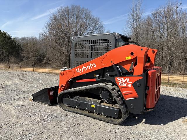 Image of Kubota SVL65-2 equipment image 2