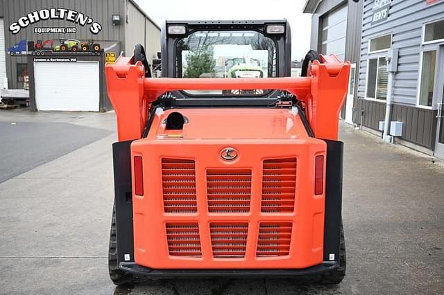 Image of Kubota SVL65-2 equipment image 4