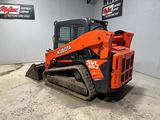 Image of Kubota SVL65-2 equipment image 2